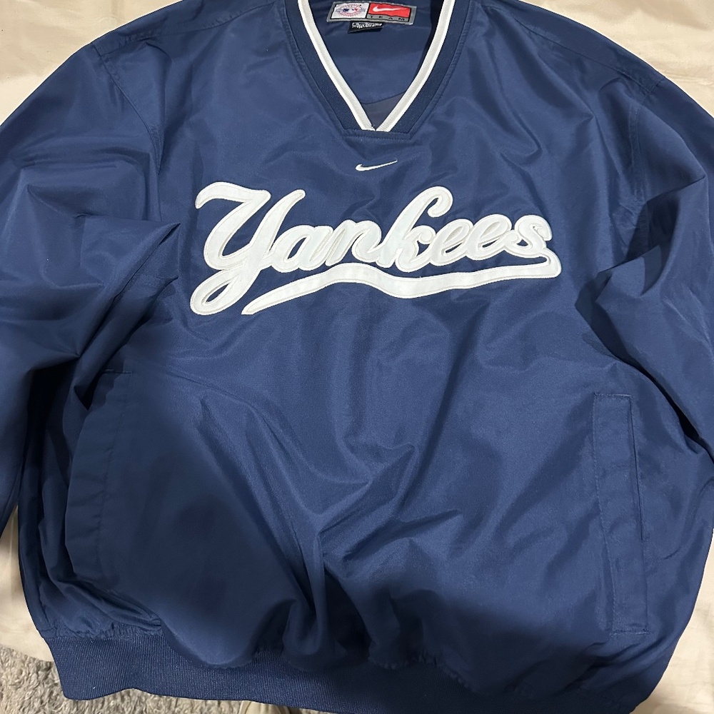 Yankee Pullover